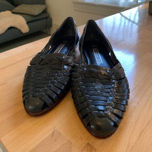 Vintage 90s Naturalizer Huarache Flats in nearly-new condition, US Womens 7.5
